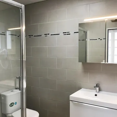 アパート Le Soleil 140 M2 Climatise Parking Prive Proche Sanctuaires *