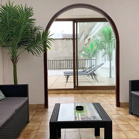 Le Soleil 140 M2 Climatise Parking Prive Proche Sanctuaires ルルド