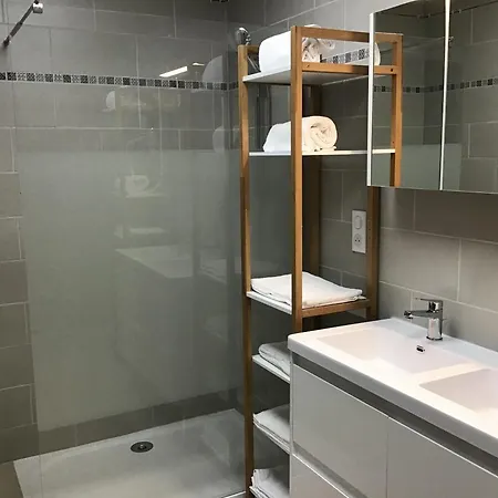 Le Soleil 140 M2 Climatise Parking Prive Proche Sanctuaires