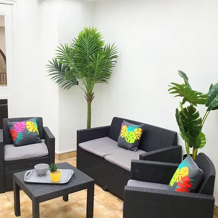 Le Soleil 140 M2 Climatise Parking Prive Proche Sanctuaires 아파트 *