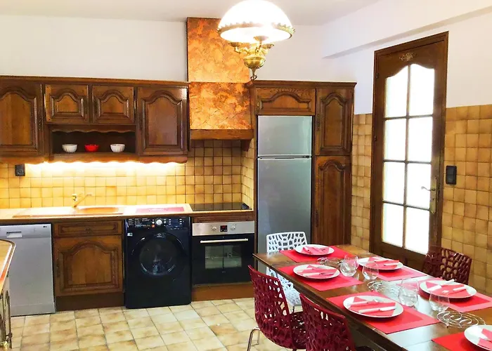 Le Soleil 140 M2 Climatisé Parking Privé Proche Sanctuaires Lourdes